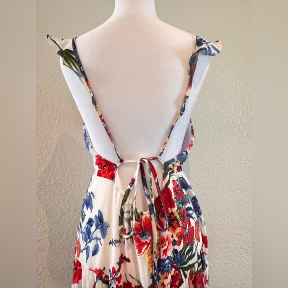 L Love Floral V-Neck Open Tie-Back Maxi Dress – Size Medium - Picture 8 of 15